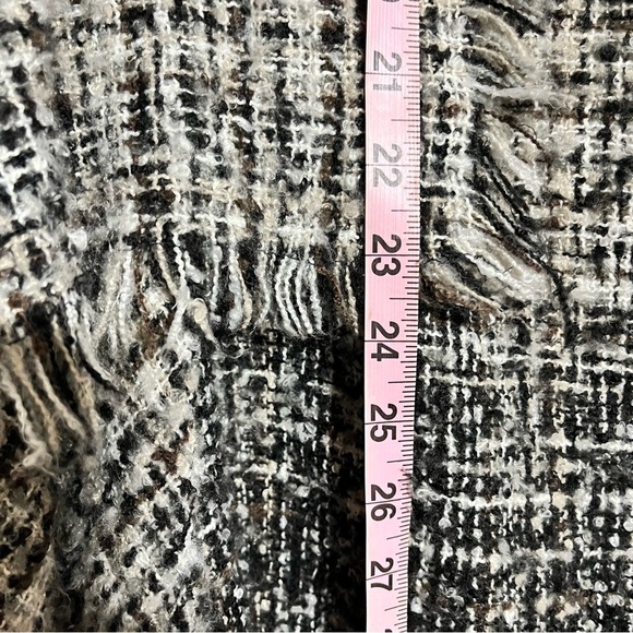 Women’s Lildy Waterfall Sweater Vest Plaid Open Front Size XL Fringe Tan Blk Wht - Picture 6 of 7